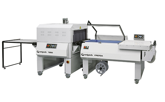 Semi-automatic and automatic L-sealers with shrink tunnel