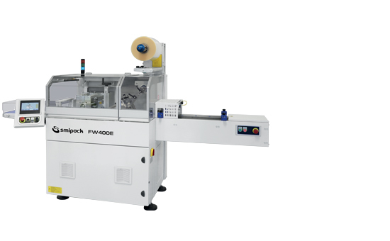 Automatic flow pack machines